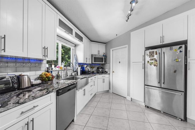 15240 SW 188th St, Miami, FL 33187