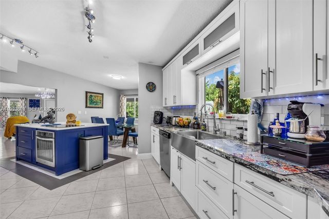 15240 SW 188th St, Miami, FL 33187