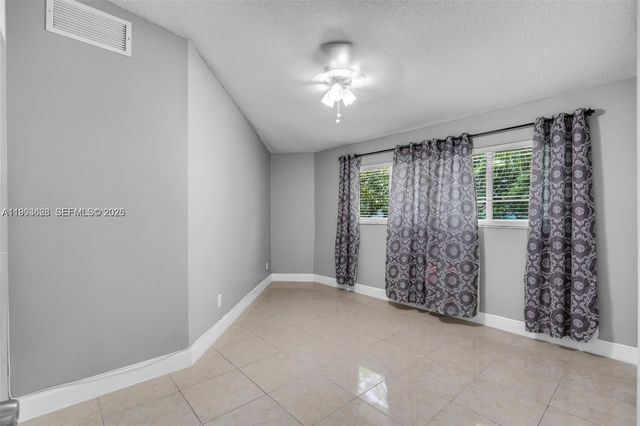 15240 SW 188th St, Miami, FL 33187