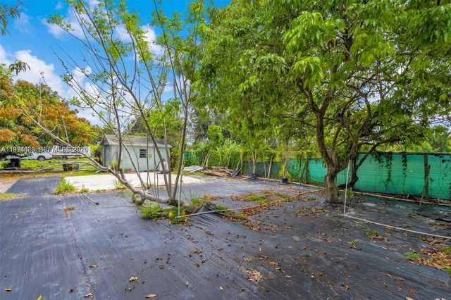 15240 SW 188th St, Miami, FL 33187