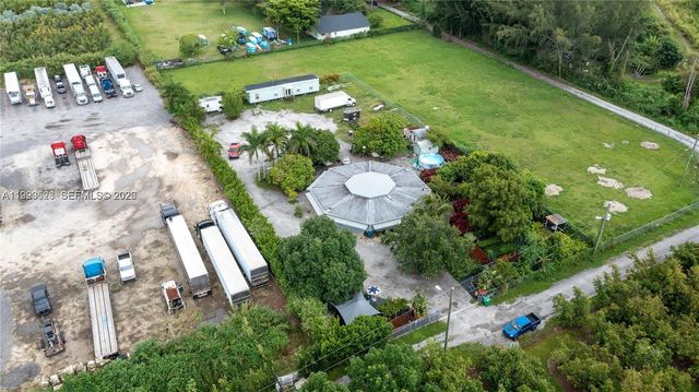 15240 SW 188th St, Miami, FL 33187