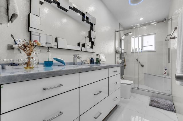 15240 SW 188th St, Miami, FL 33187