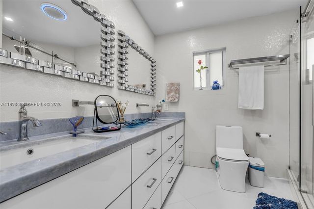 15240 SW 188th St, Miami, FL 33187