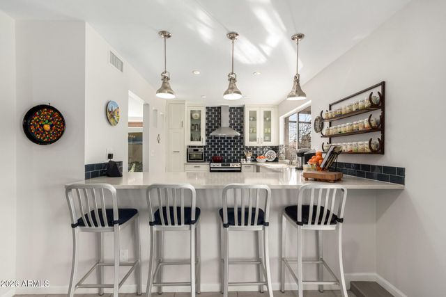 7901 E LUKE Lane, Scottsdale, AZ 85250