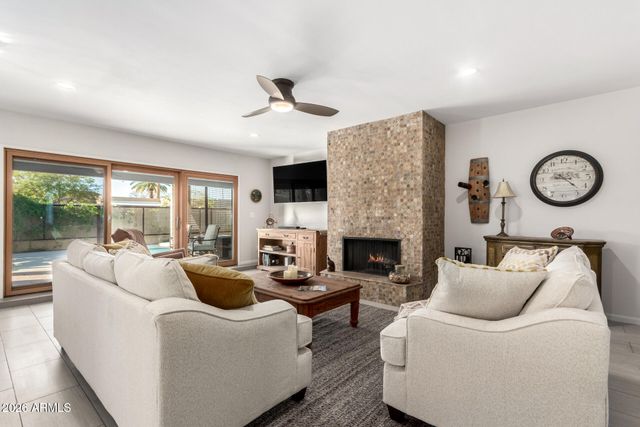 7901 E LUKE Lane, Scottsdale, AZ 85250