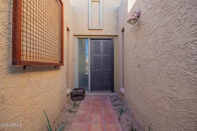 7901 E LUKE Lane, Scottsdale, AZ 85250