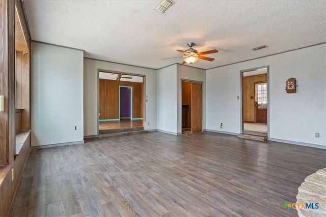 1006 S 27th Street, Copperas Cove, TX 76522