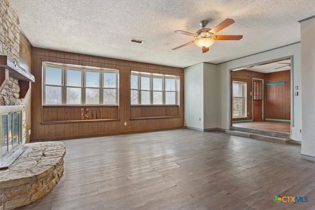 1006 S 27th Street, Copperas Cove, TX 76522