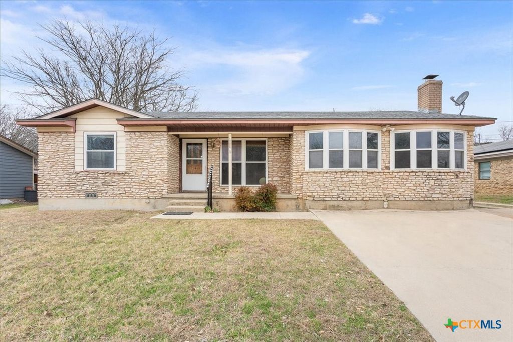 1006 S 27th Street, Copperas Cove, TX 76522