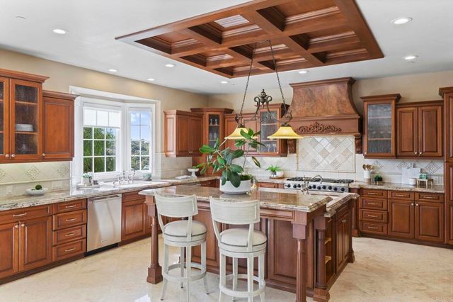 1160 Little Gopher Canyon, Vista, CA 92084