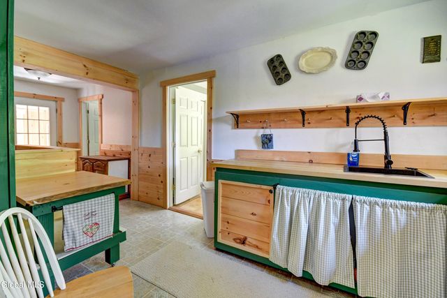 511 Dennie Road, Mayfield, NY 12117