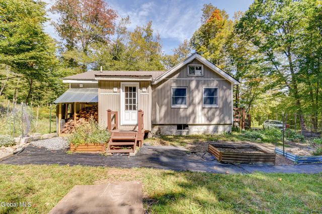 511 Dennie Road, Mayfield, NY 12117