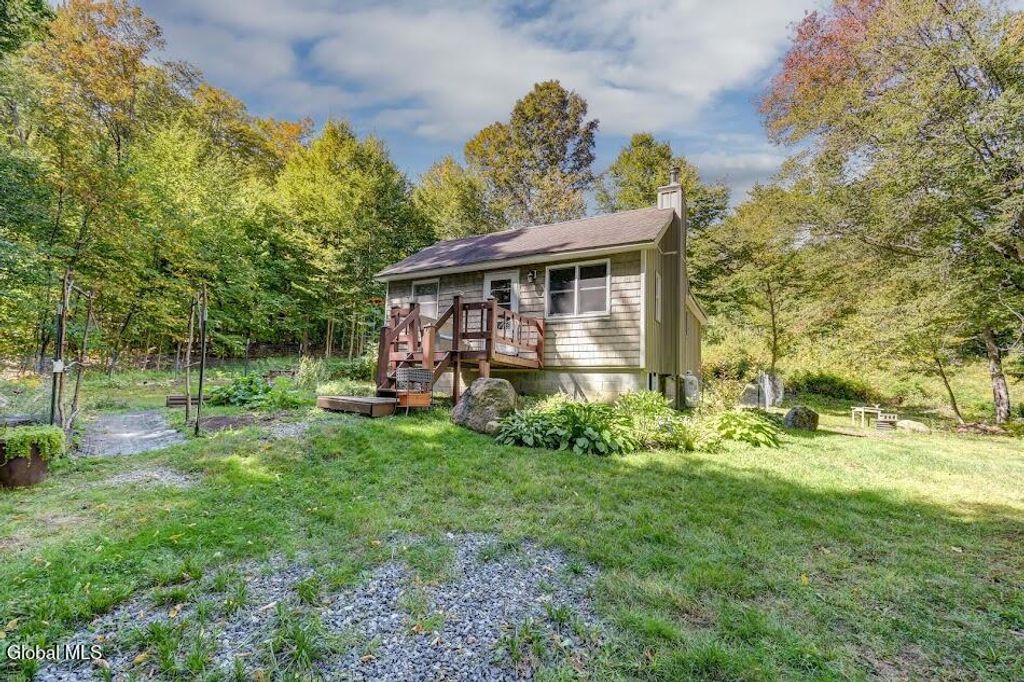 511 Dennie Road, Mayfield, NY 12117