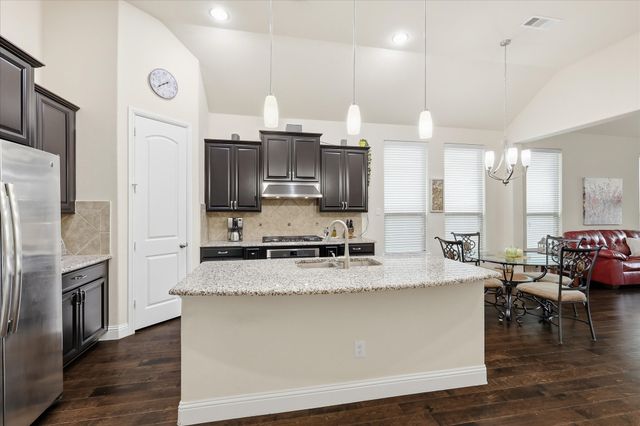 14821 Cedar Flat Way, Fort Worth, TX 76262