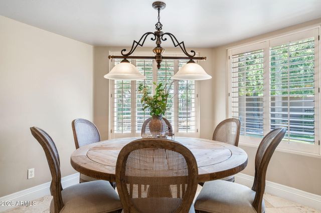 2125 S VAL VISTA Drive, Gilbert, AZ 85295