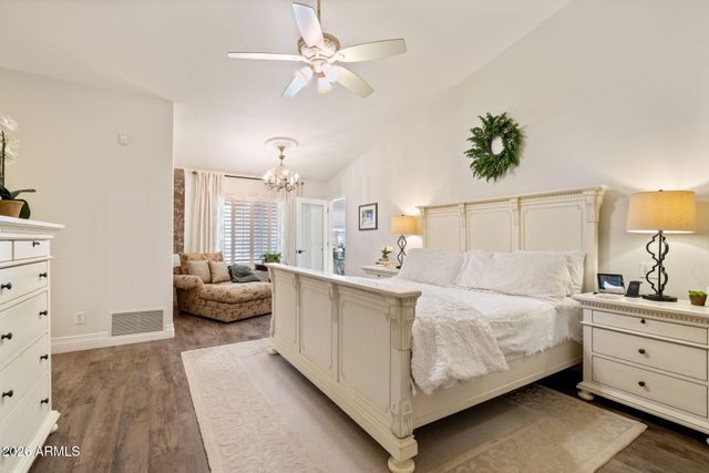 2125 S VAL VISTA Drive, Gilbert, AZ 85295