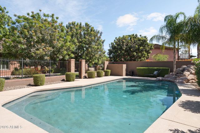 2125 S VAL VISTA Drive, Gilbert, AZ 85295