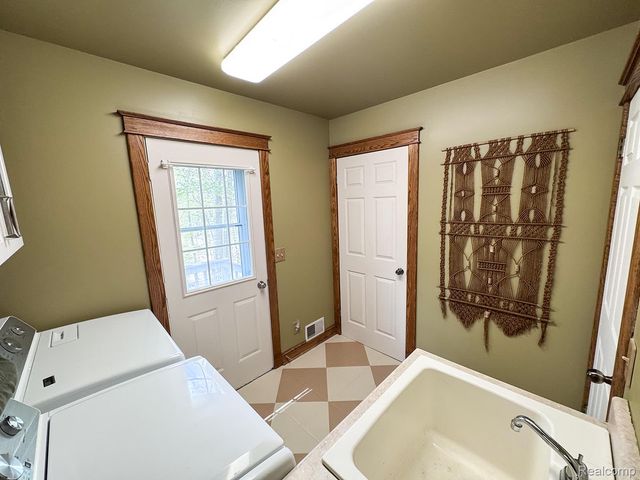 611 Vista Del Sol, Mayfield Township, MI 48446