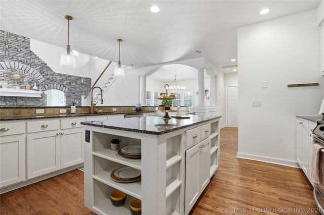 4203 S 69th West Avenue, Tulsa, OK 74107