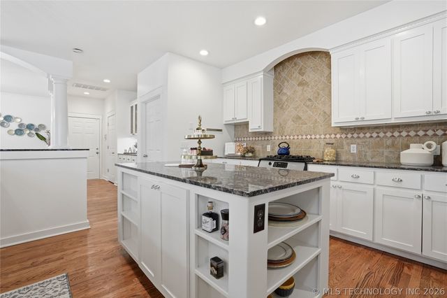 4203 S 69th West Avenue, Tulsa, OK 74107