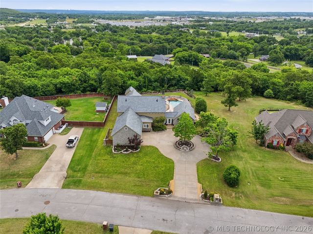 4203 S 69th West Avenue, Tulsa, OK 74107