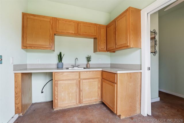 4203 S 69th West Avenue, Tulsa, OK 74107