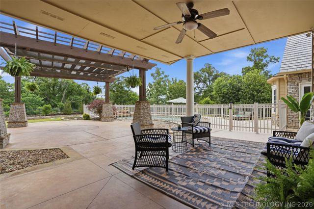4203 S 69th West Avenue, Tulsa, OK 74107