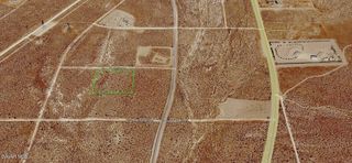 9300 W Starbuck Avenue, Rosamond, CA 93560