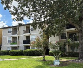 1916 LAKE ATRIUMS CIRCLE 44, Orlando, FL 32839