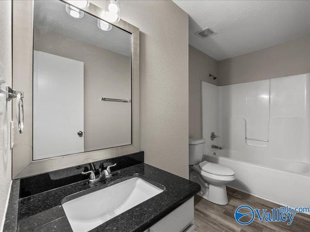 205 Cloverbrook Drive, Harvest, AL 35749