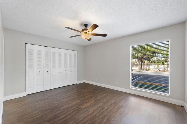 1500 N Congress Avenue C19, West Palm Beach, FL 33401
