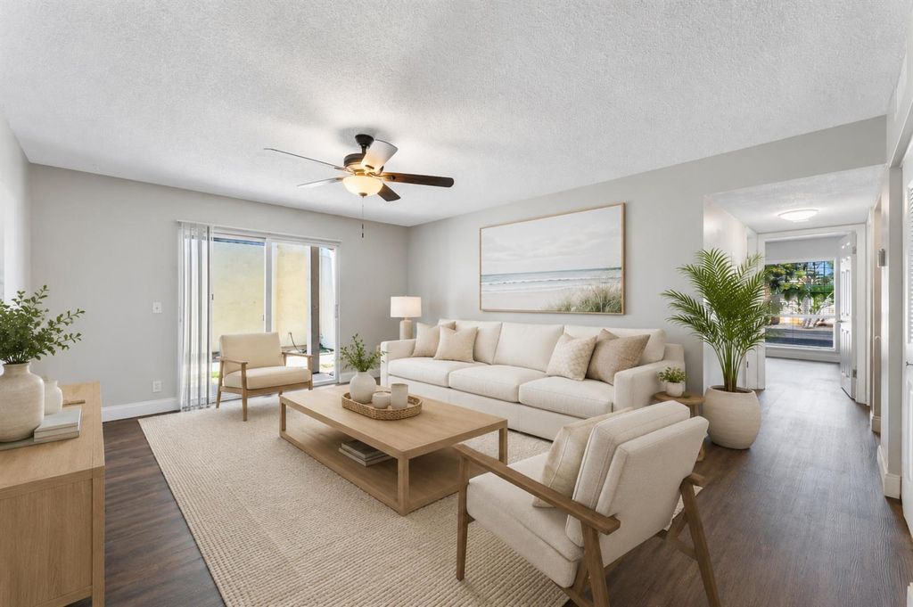 1500 N Congress Avenue C19, West Palm Beach, FL 33401