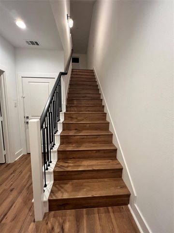 13325 Bee Street 201, Farmers Branch, TX 75234