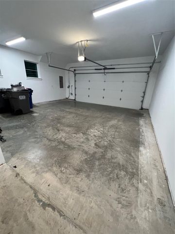 13325 Bee Street 201, Farmers Branch, TX 75234