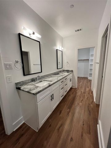 13325 Bee Street 201, Farmers Branch, TX 75234