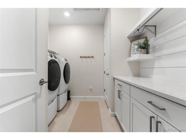 3350 Backdrop Ct, Castle Rock, CO 80108