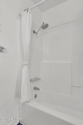 110 Maegan Place 13, Thousand Oaks, CA 91362