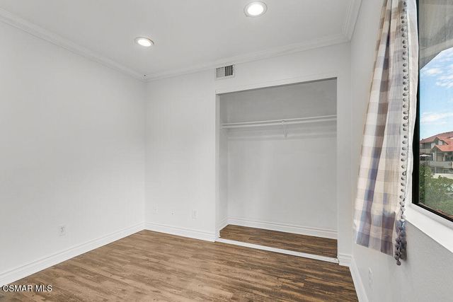 110 Maegan Place 13, Thousand Oaks, CA 91362