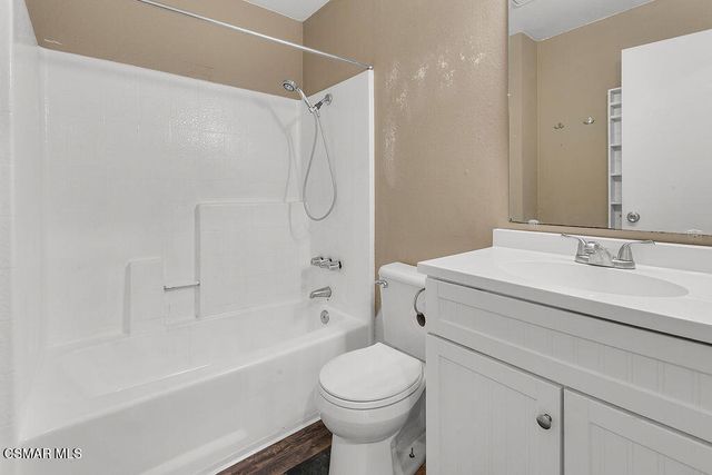 110 Maegan Place 13, Thousand Oaks, CA 91362