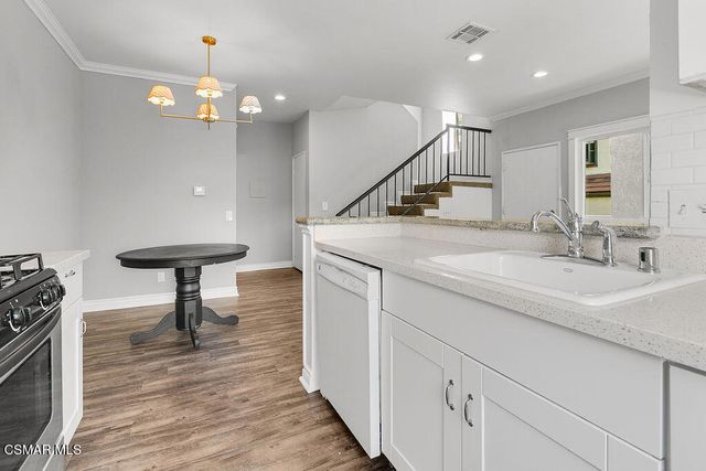 110 Maegan Place 13, Thousand Oaks, CA 91362