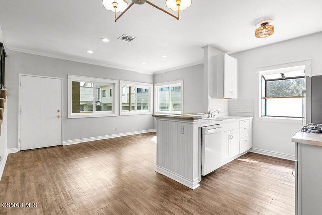 110 Maegan Place 13, Thousand Oaks, CA 91362