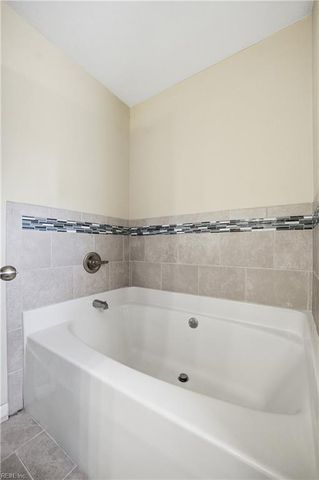 4414 Pelican PT, Portsmouth, VA 23703