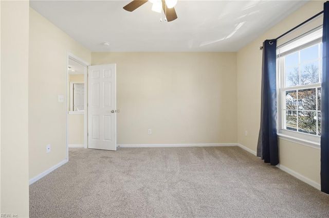 4414 Pelican PT, Portsmouth, VA 23703