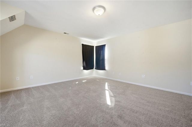 4414 Pelican PT, Portsmouth, VA 23703