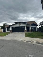 2311 Volya Court, Colton, CA 92324