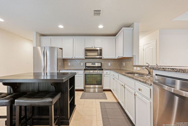 13019 CACHE CRK, San Antonio, TX 78253