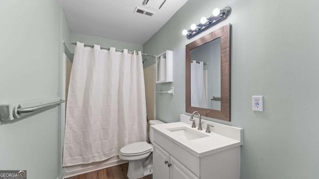 4383 Mitchell Hill Drive, Acworth, GA 30101