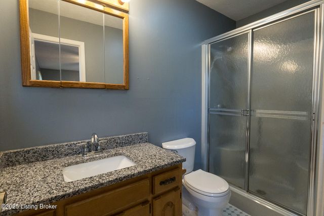 7209 Old N Church Rd, Louisville, KY 40214