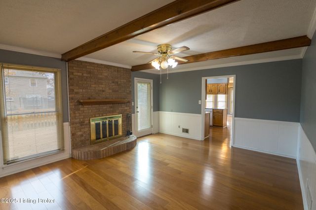 7209 Old N Church Rd, Louisville, KY 40214