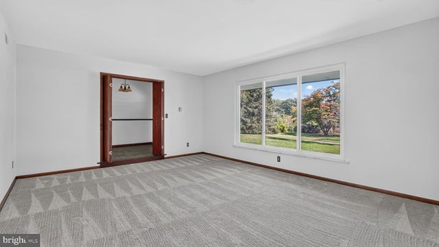 1753 BALDWIN DR, Millersville, MD 21108